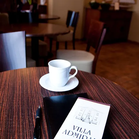 Couette-café Admiral 3*