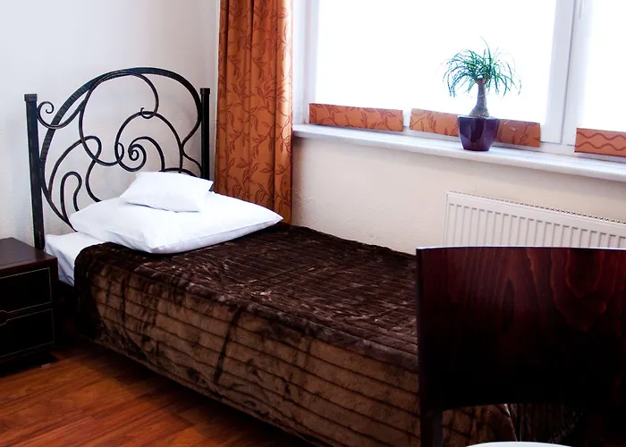 Nocleg ze śniadaniem Admiral 3*