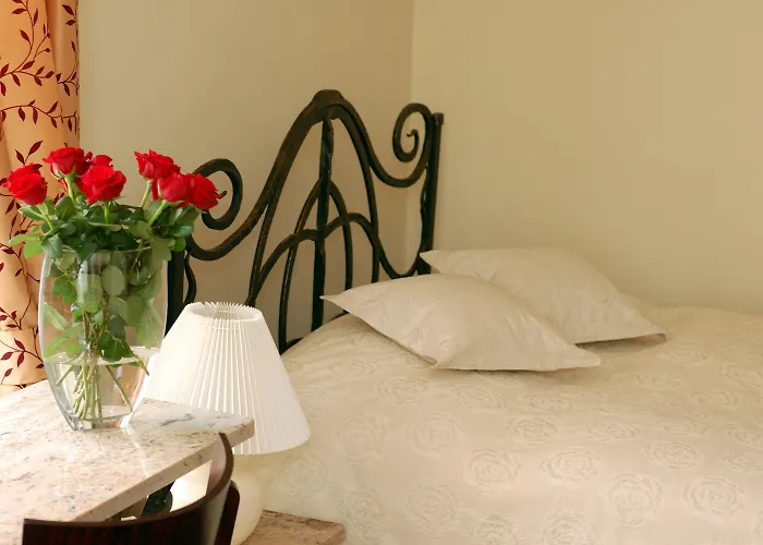 Admiral Nocleg ze śniadaniem Gdynia