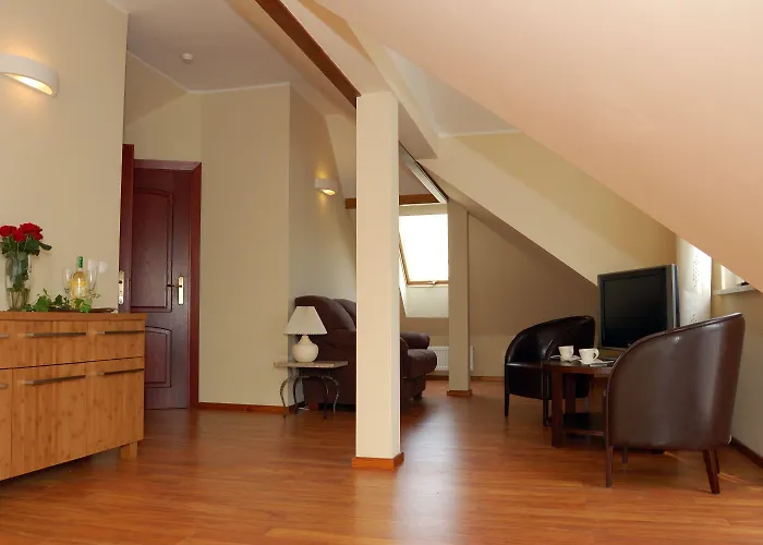 Nocleg ze śniadaniem Admiral 3*