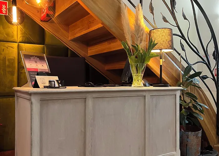 Admiral Nocleg ze śniadaniem