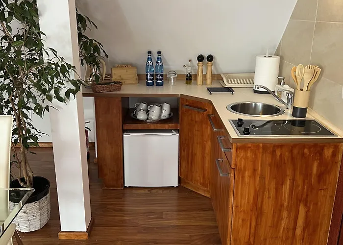 Admiral Alojamento de Acomodação e Pequeno-almoço 3*