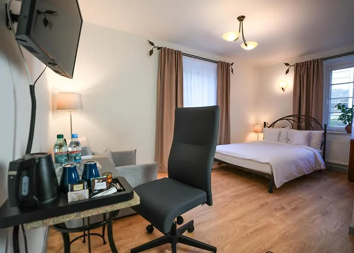 Admiral Nocleg ze śniadaniem Gdynia