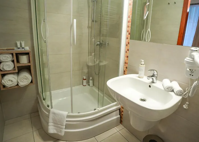 Admiral Nocleg ze śniadaniem